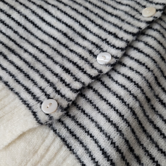 bohme Clark Cardigan, White With Black Stripes, Wool Blend, Size Small - Picture 5 of 9